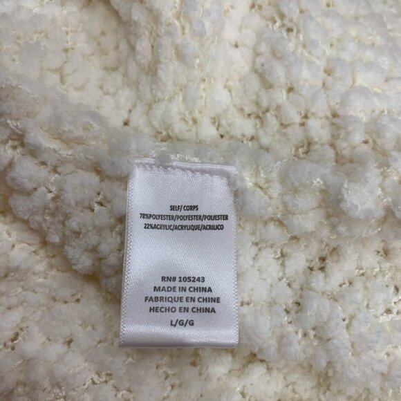 Bobeau Boucle Popcorn Draped Button Cardigan - Picture 8 of 9